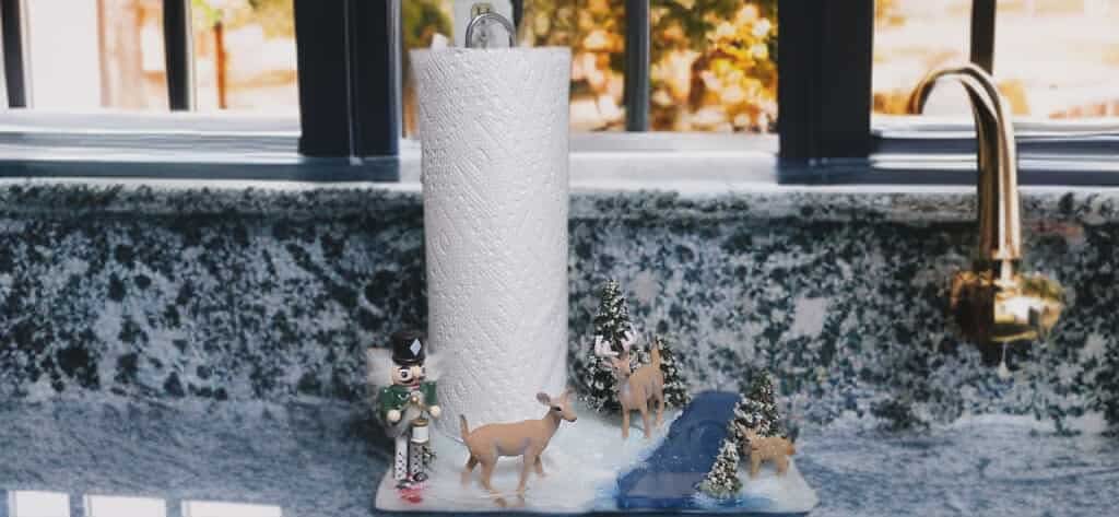 Christmas Paper Towel Holder – Holiday Kitchen Accessory