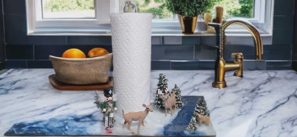Christmas Paper Towel Holder – Holiday Kitchen Accessory